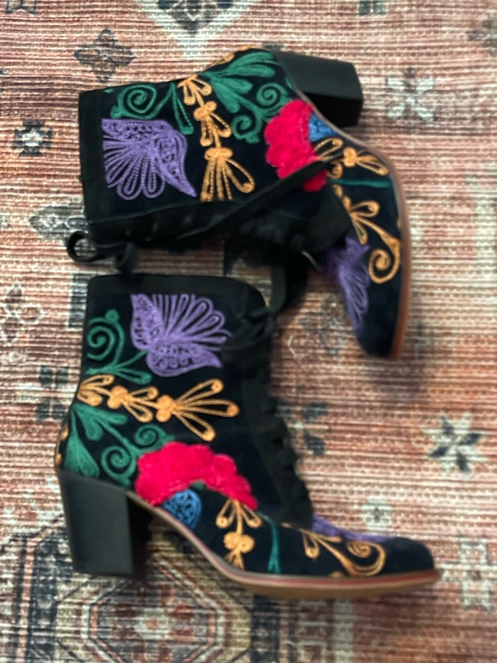 Artemis Turkey Black Embroidered Suzani Needlework Heeled Ankle Boots sz EU 40